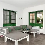 Home2book Sunny Retreat & Pool, Lejlighed