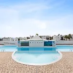 Home2book Sunny Retreat & Pool, Lejlighed Costa Teguise